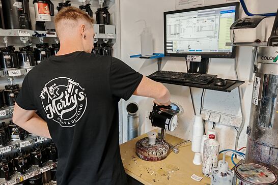 Opravte si lak na autě jako profík